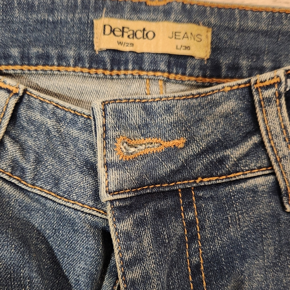 Defacto Jeans - Picture 2 of 3
